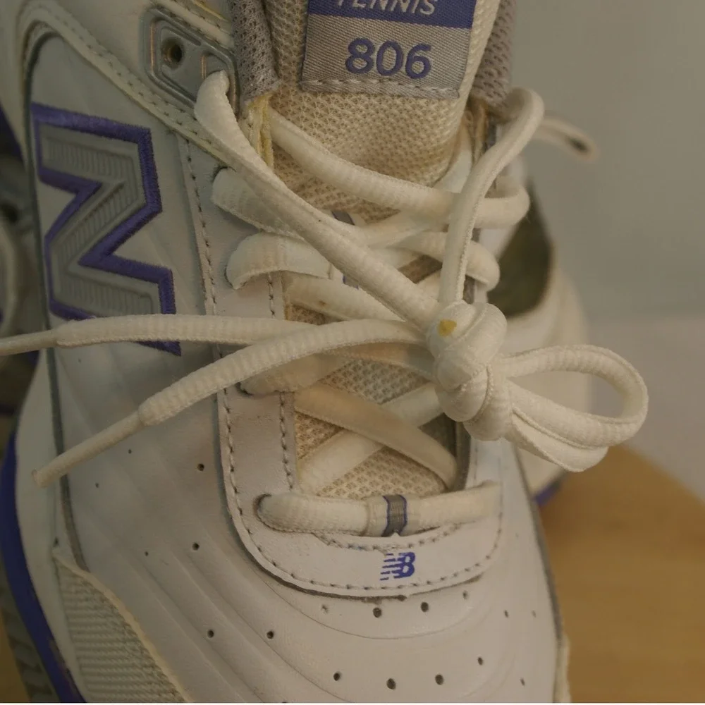 New Balance 806 Tennis Shoes Mens 9.5 White Purple Athletic Sneakers WC806W - Picture 8 of 9